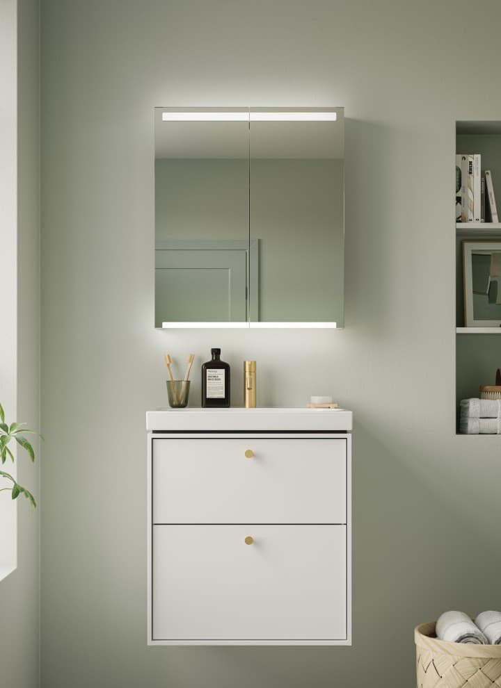 Colors for small bathrooms Colors for small bathrooms
